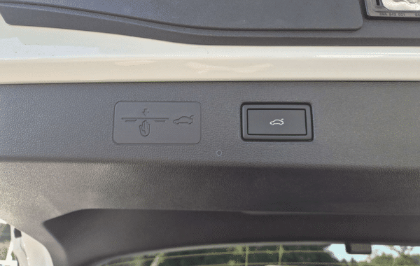volkswagen-t-roc-1-5-etsi-150ch-r-line-dsg7 - 1000564713
