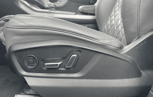 audi-q8-55-tfsi-e-381ch-s-line-quattro-tiptronic-8 - 1000624713