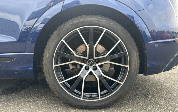 audi-q8-55-tfsi-e-381ch-s-line-quattro-tiptronic-8 - 1000624713