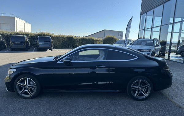mercedes-classe-c-coupe-300-d-245ch-amg-line-4matic-9g-tronic - 1000824713