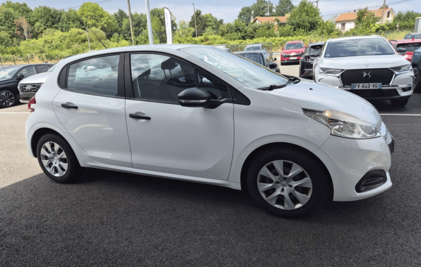peugeot-208-affaire-1-6-bluehdi-100-s-s-pack-clim-5p - 1000834713