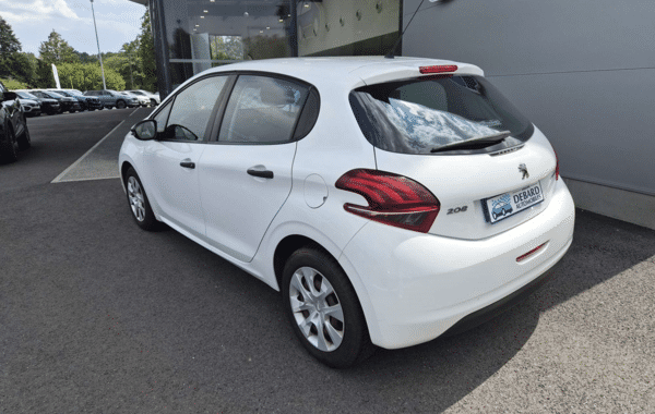 peugeot-208-affaire-1-6-bluehdi-100-s-s-pack-clim-5p - 1000834713