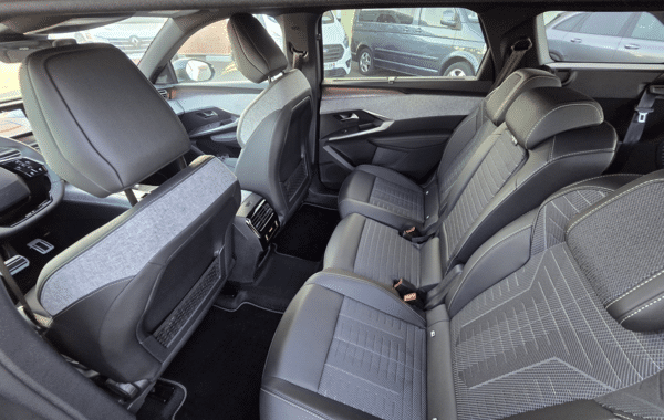 peugeot-5008-hybrid-145ch-gt-e-dcs6 - 1001544713
