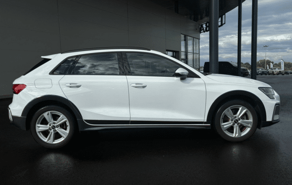 audi-a3-allstreet-35-tfsi-150ch-hybride-design-s-tronic-7 - 1001654713