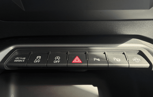 audi-a3-allstreet-35-tfsi-150ch-hybride-design-s-tronic-7 - 1001654713
