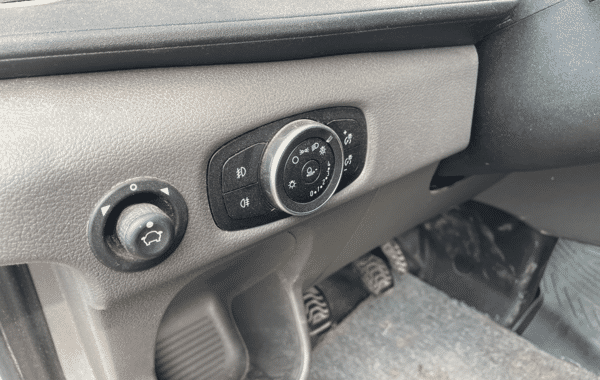 ford-transit-2t-ccb-p350-l4-2-0-ecoblue-130ch-s-s-ambiente - 1001864713