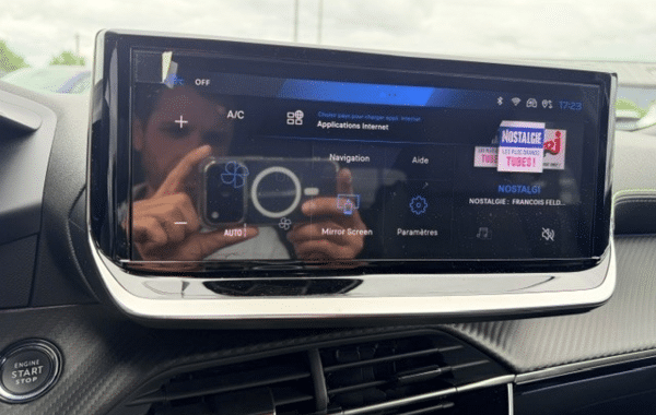 peugeot-2008-1-2-hybrid-145ch-gt-e-dcs6 - 1001894713