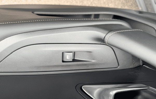 peugeot-2008-1-2-hybrid-145ch-gt-e-dcs6 - 1001894713