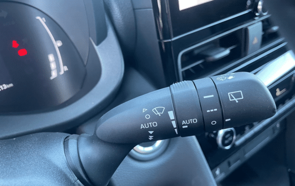 toyota-yaris-cross-130h-design-my26 - 1002294713
