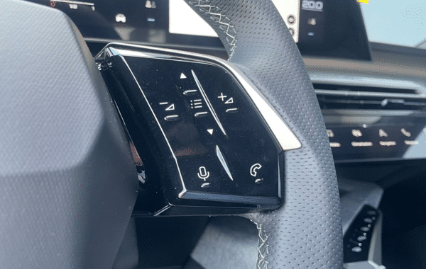 peugeot-3008-1-2-hybrid-145ch-gt-e-dcs6 - 1002314713