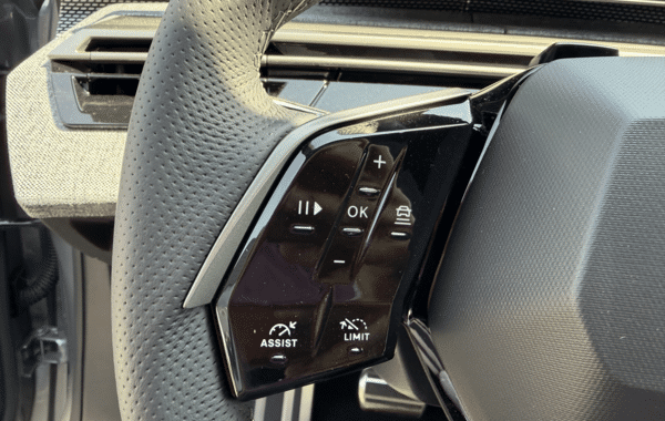 peugeot-3008-1-2-hybrid-145ch-gt-e-dcs6 - 1002364713