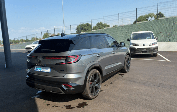 renault-austral-1-2-e-tech-full-hybrid-200ch-iconic-esprit-alpine - 1002824713