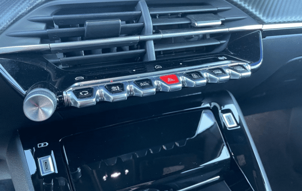 peugeot-2008-1-2-hybrid-145ch-gt-e-dcs6 - 1003014713