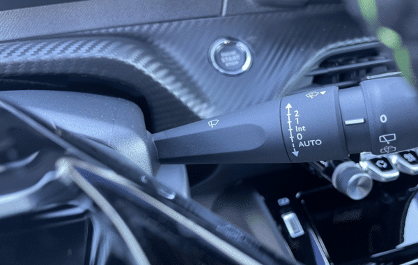 peugeot-2008-1-2-hybrid-145ch-gt-e-dcs6 - 1003034713