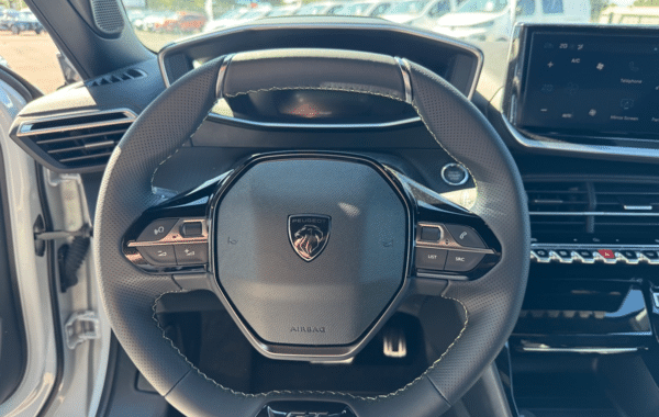 peugeot-2008-1-2-hybrid-145ch-gt-e-dcs6 - 1003094713