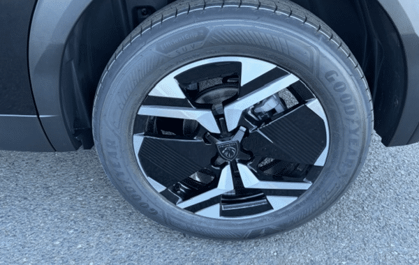 peugeot-2008-1-2-hybrid-145ch-gt-e-dcs6 - 1003254713