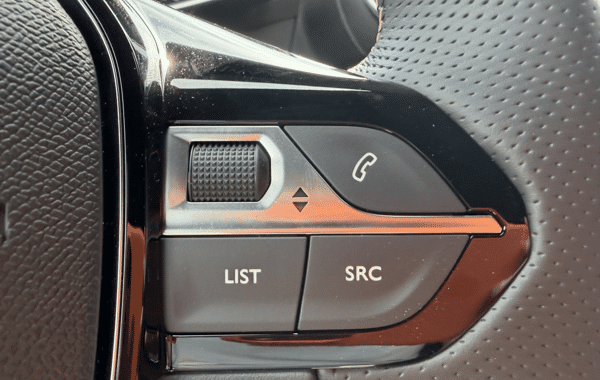 peugeot-2008-1-2-hybrid-145ch-gt-exclusive-e-dcs6 - 1003394713