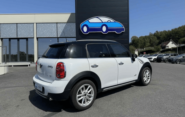 mini-countryman-cooper-d-112ch-pack-red-hot-chili-all4 - 1004104713