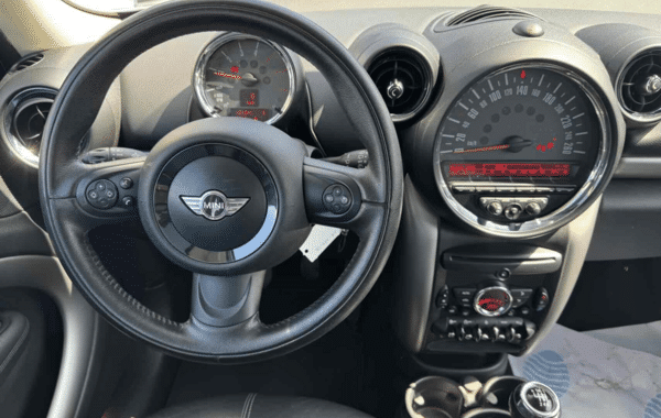 mini-countryman-cooper-d-112ch-pack-red-hot-chili-all4 - 1004104713