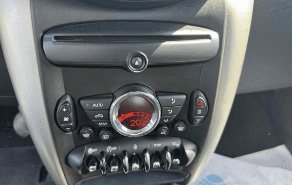 mini-countryman-cooper-d-112ch-pack-red-hot-chili-all4 - 1004104713