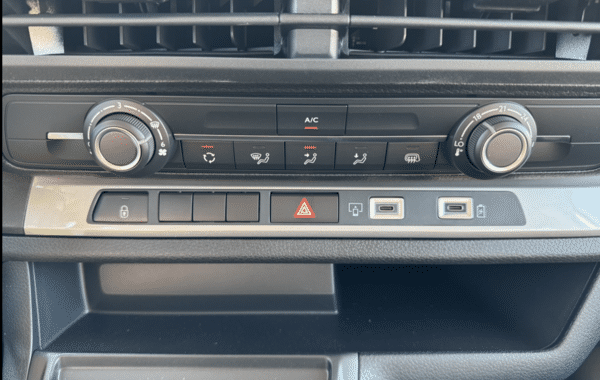 citroen-jumpy-fg-m-2-2-diesel-180ch-cabine-approfondie-fixe-automatique - 1004584713
