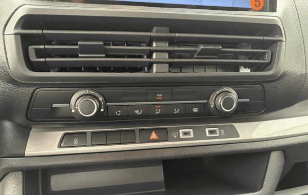 citroen-jumpy-fg-m-2-2-diesel-180ch-cabine-approfondie-fixe-automatique - 1004604713