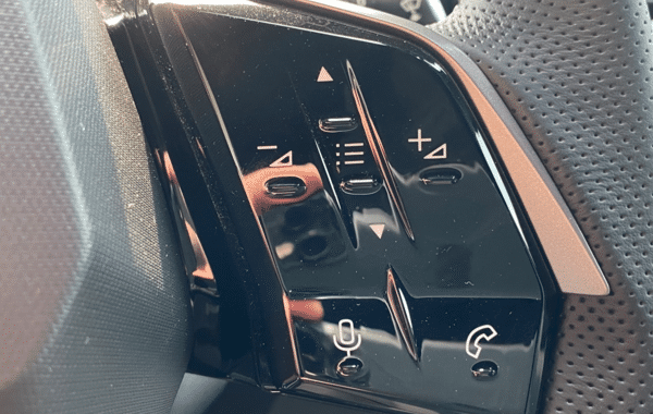 peugeot-5008-hybrid-145ch-gt-e-dcs6 - 1004824713