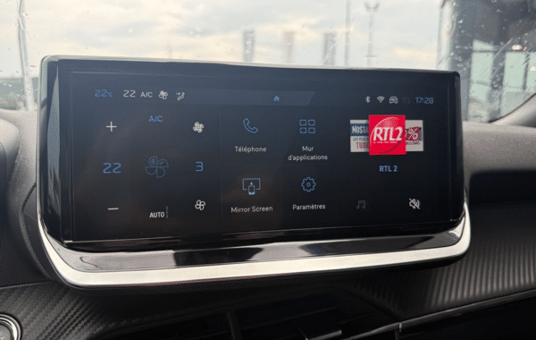 peugeot-2008-1-2-puretech-130ch-s-s-allure-eat8 - 1004924713