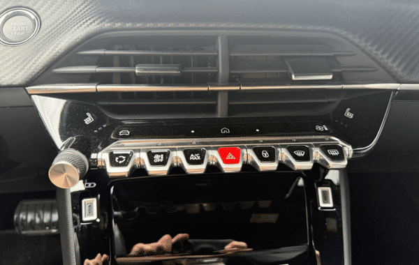 peugeot-2008-1-2-puretech-130ch-s-s-allure-eat8 - 1004924713