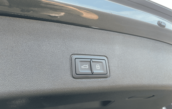 audi-q3-sportback-2-0-tdi-150ch-s-line-s-tronic-7 - 1004974713