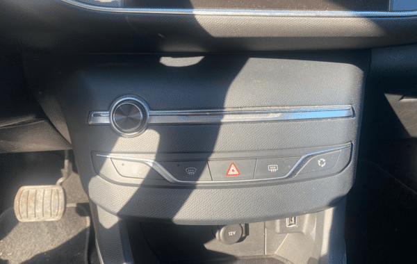 peugeot-308-1-5-bluehdi-130ch-s-s-allure-eat8 - 1005034713