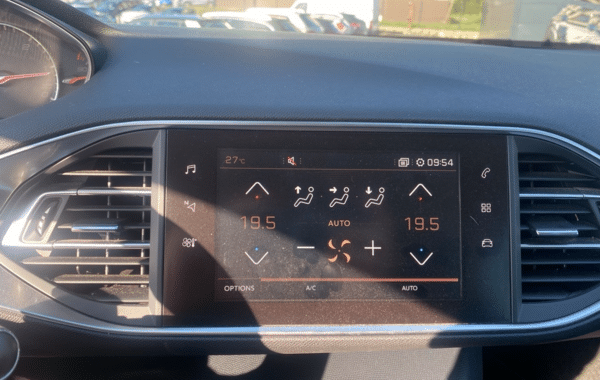 peugeot-308-1-5-bluehdi-130ch-s-s-allure-eat8 - 1005034713