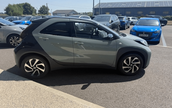 toyota-aygo-x-1-0-vvt-i-72ch-design-my24 - 1005174713