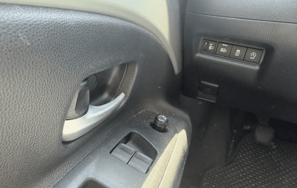 toyota-aygo-x-1-0-vvt-i-72ch-design-my24 - 1005174713