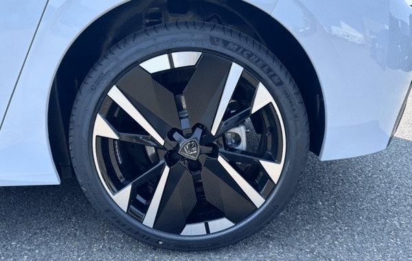 peugeot-308-1-5-bluehdi-130ch-s-s-gt-eat8 - 1005504713