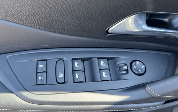 peugeot-308-1-5-bluehdi-130ch-s-s-gt-eat8 - 1005554713