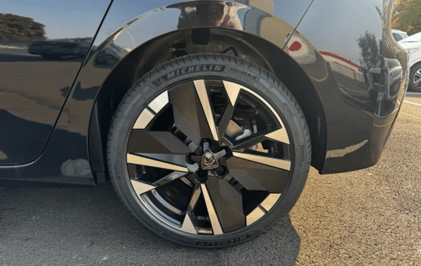 peugeot-308-1-5-bluehdi-130ch-s-s-gt-eat8 - 1007034713