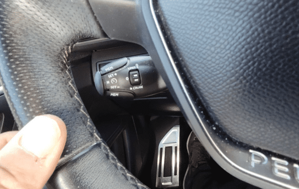 peugeot-3008-1-2-puretech-130ch-gt-line-s-s - 1007104713
