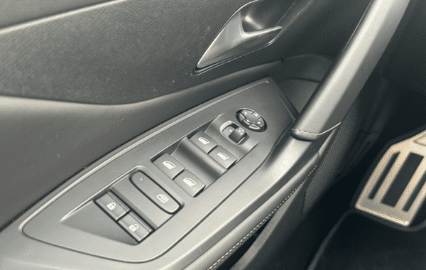 peugeot-308-sw-1-2-hybrid-145ch-gt-e-dcs6 - 1007254713