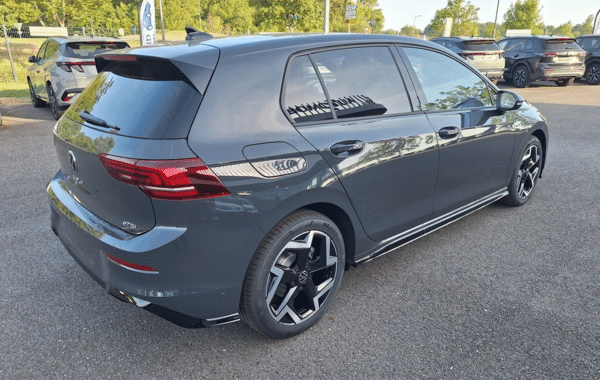 volkswagen-golf-viii-1-5-etsi-evo2-116ch-r-line-edition-dsg7 - 1007424713