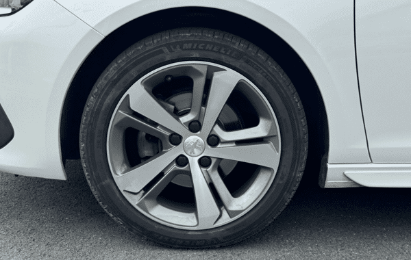 peugeot-308-1-5-bluehdi-130ch-s-s-gt-line-eat8 - 1007604713