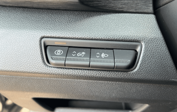 renault-trafic-iii-antilope-2-0-blue-dci-150ch-edc-24 - 1008654713