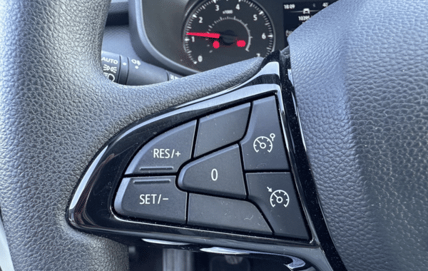 dacia-sandero-1-0-sce-65ch-essential - 1008734713