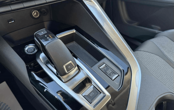 peugeot-3008-1-5-bluehdi-130ch-s-s-allure-eat8 - 1008864713