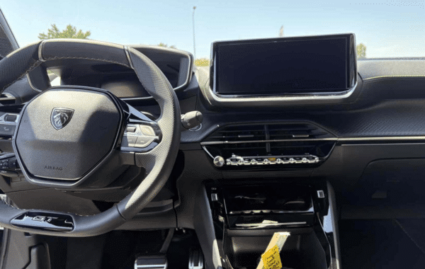 peugeot-2008-1-2-hybrid-145ch-gt-e-dcs6 - 1009034713