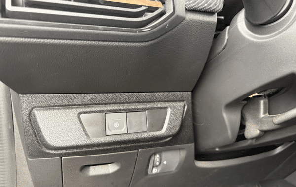dacia-sandero-1-0-tce-110ch-stepway-expression-25 - 1009154713