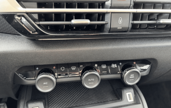 citroen-c4-1-2-hybride-145ch-business-e-dcs6 - 1009244713