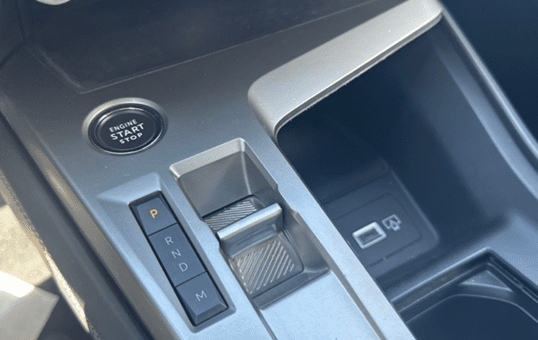peugeot-308-1-2-puretech-130ch-s-s-allure-eat8 - 1009264713