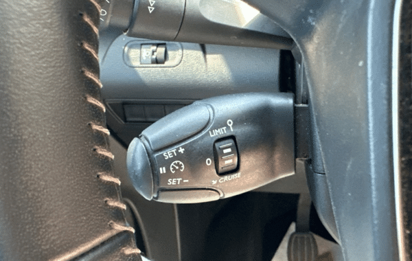 peugeot-partner-m-650kg-bluehdi-100ch-s-s-pack-premium-connect - 1009894713