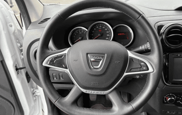 dacia-lodgy-1-2-tce-115ch-stepway-7-places - 1010604713